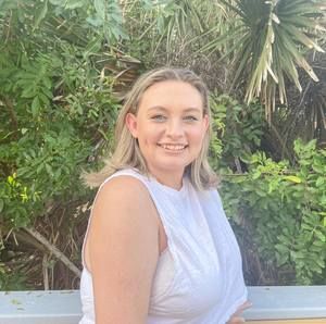 Meet your Posher, Abigail